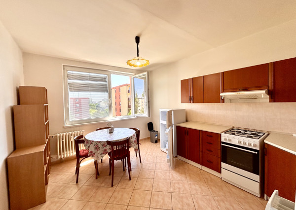 Ponúkame Vám na prenájom zariadený, 1 izbový byt  vo vyhľadávanej lokalite v meste Nové Zámky