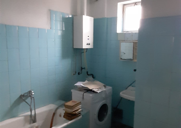 Predám poschodový Rodinný dom v obci Tvrdošovce