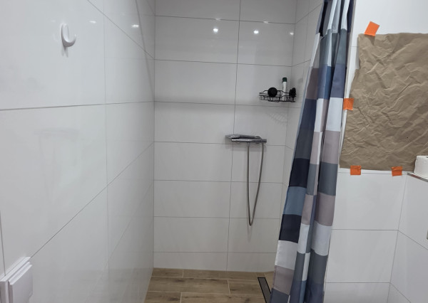 Ponúkam na predaj 1 izbový byt s Lodžiou Nové Zámky