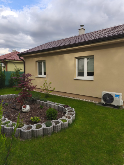 NA PREDAJ, Exkluzívne iba u Nás - 2- izbová Chata pri jazere, Oáza pokoja v Hurbanove - fotografia 1